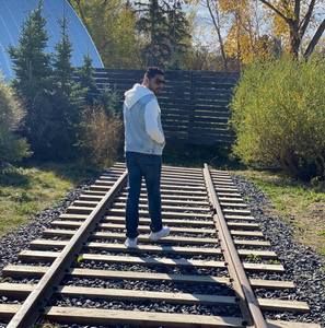 Meet your Posher, Inder